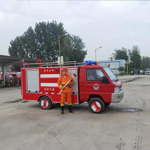 泡沫消防车、电动消防车与消防设施工程施工 现代消防体系的三大支柱