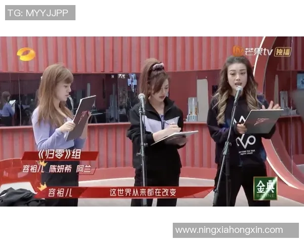 李丽的足球旅程：从青涩少女到职业球员的成长故事